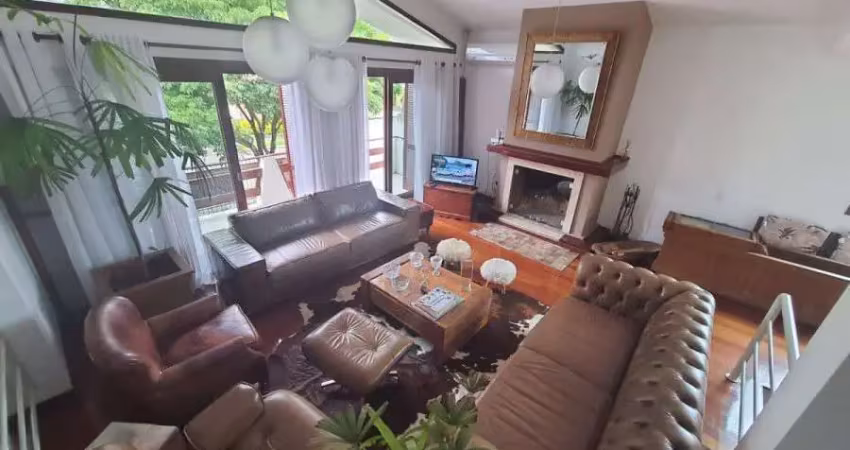 Casa Alto Padrão para Venda na Colina do Sol Pelotas-RS