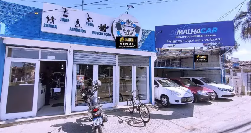 Prédio à venda na Avenida Duque de Caxias, Fragata, Pelotas