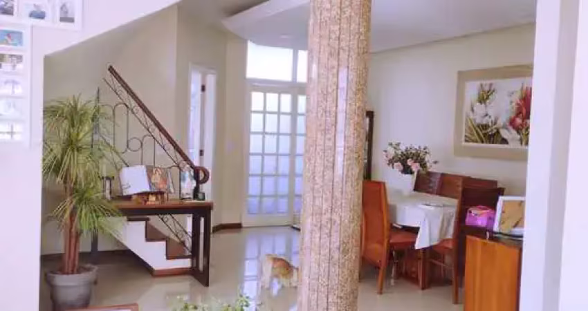 Casa com 4 quartos à venda no Três Vendas, Pelotas 