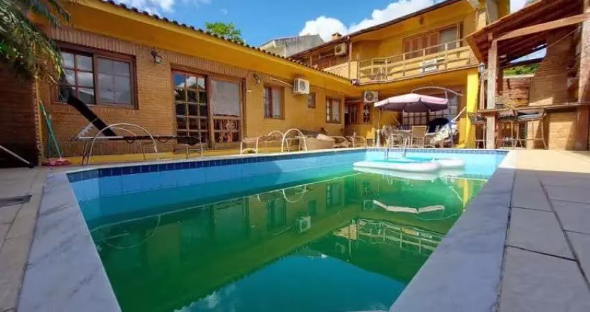 Casa com 4 quartos à venda no Centro, Pelotas 