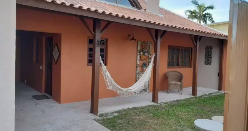 Casa com 4 quartos à venda no Laranjal, Pelotas 