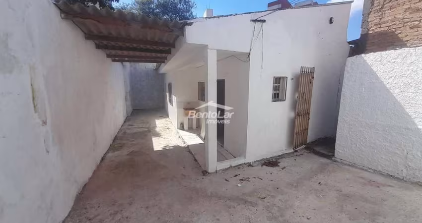 Casa 1 dorm. Quintal espaçoso,  Vila Nova CachoerinhaSão Paulo, SP