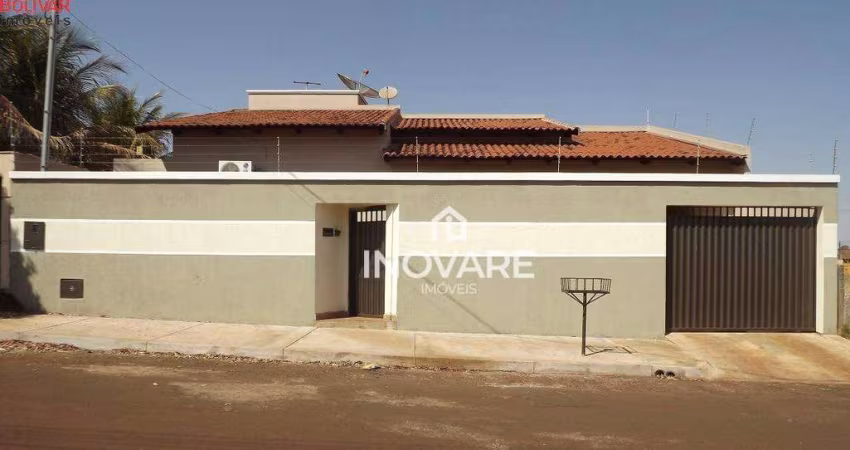 Casa com 3 dormitórios à venda, 300 m² por R$ 650.000,00 - Residencial Jardim Primavera - Itumbiara/GO