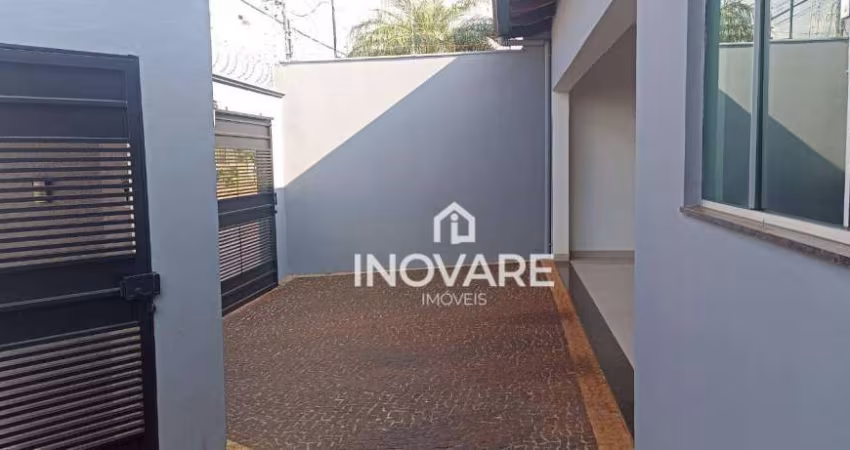 Casa com 3 dormitórios à venda, 260 m² por R$ 700.000 - Jardim Morumbi - Itumbiara/GO