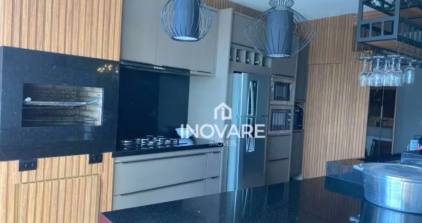 Casa com 3 dormitórios à venda, 220 m² por R$ 730.000,00 - Karfan - Itumbiara/GO