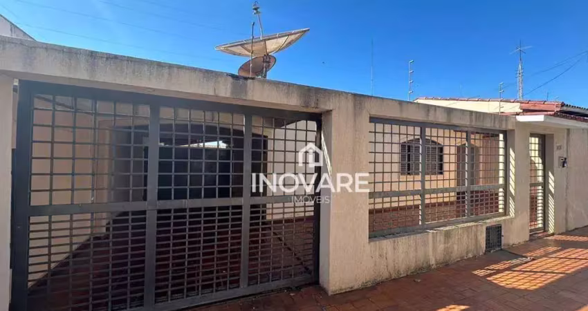 Casa com 3 dormitórios à venda, 360 m² por R$ 420.000,00 - Setor Central - Itumbiara/GO
