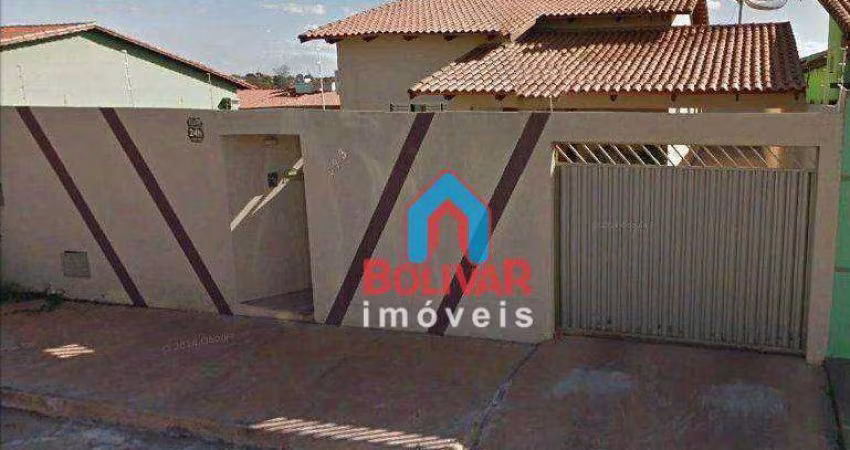 Casa com 3 dormitórios à venda por R$ 450.000,00 - Karfan II - Itumbiara/GO