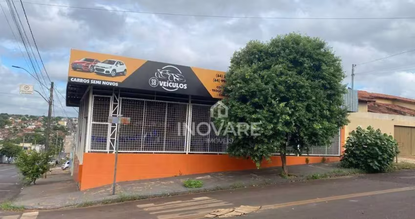 Galpão à venda, 250 m² por r$ 600.000,00 - setor planalto - itumbiara/go