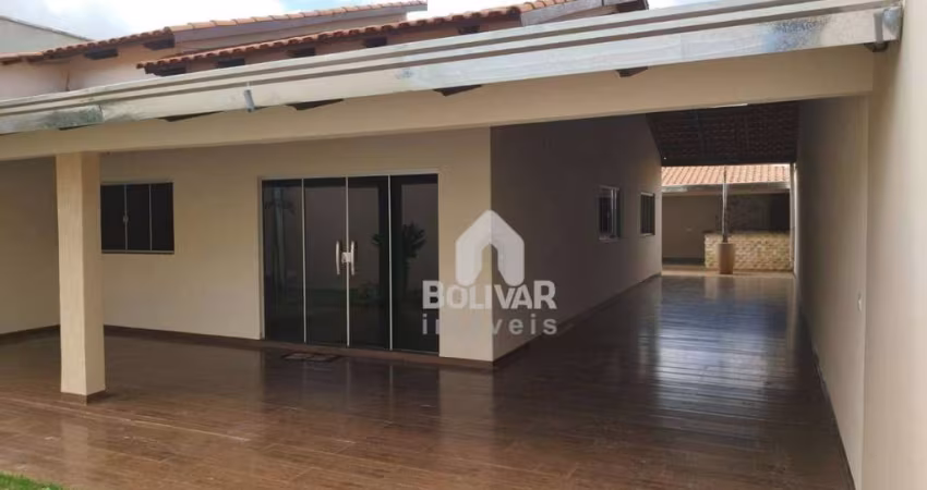Casa com 3 dormitórios, 280 m² - venda por R$ 600.000,00 ou aluguel por R$ 3.000,00/mês - Jardim Leonora Ll - Itumbiara/GO