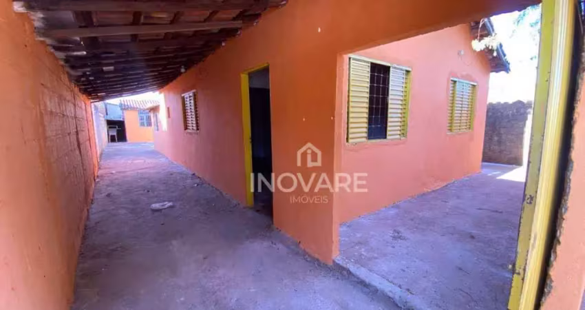 Casa com 3 dormitórios para alugar, 91 m² por r$ 800,00/mês - setor dona marolina - itumbiara/go