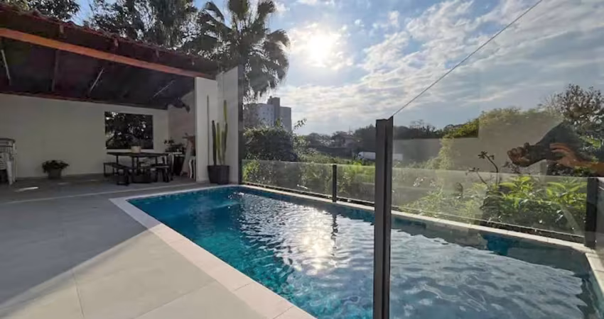 Casa com 3 quartos à venda em Água Verde, Blumenau 