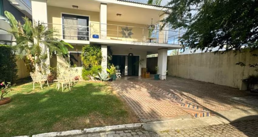 Casa em Condomínio para Venda em Lauro de Freitas, Buraquinho, 5 dormitórios, 3 suítes, 5 banheiros, 6 vagas