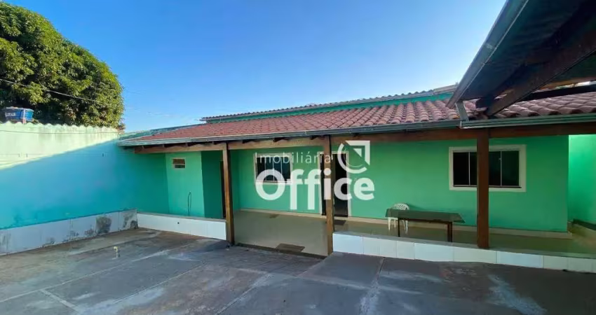 Casa com 4 dormitórios à venda, 208 m² por R$ 550.000,00 - São Carlos - Anápolis/GO