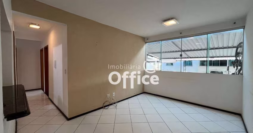 Apartamento com 3 Quartos à venda, 77 m² por R$ 290.000 - Vila Jaiara - Anápolis/GO