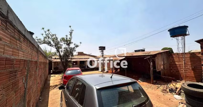 Terreno com Ponto Comercial, na Avenida no Bairro Recanto do Sol, 315m²