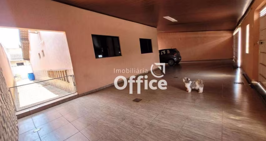 Casa com 3 quartos à venda, 200 m² por R$ 500.000 - Parque dos Pirineus - Anápolis/GO