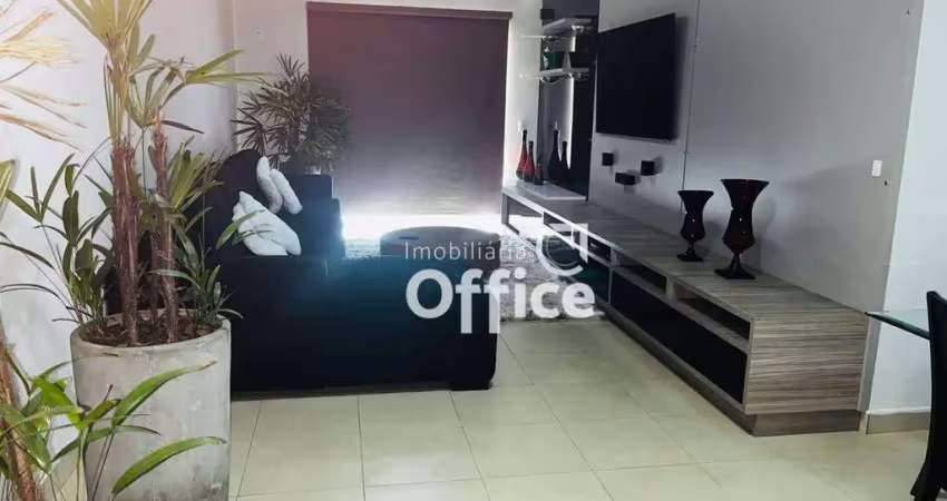 Apartamento com 3 dormitórios à venda, 135 m² por R$ 650.000,00 - Maracanã - Anápolis/GO