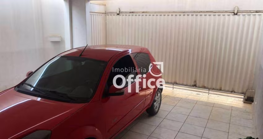 Casa com 4 quartos à venda, 340 m² por R$ 680.000 - Itamaraty - Anápolis/GO