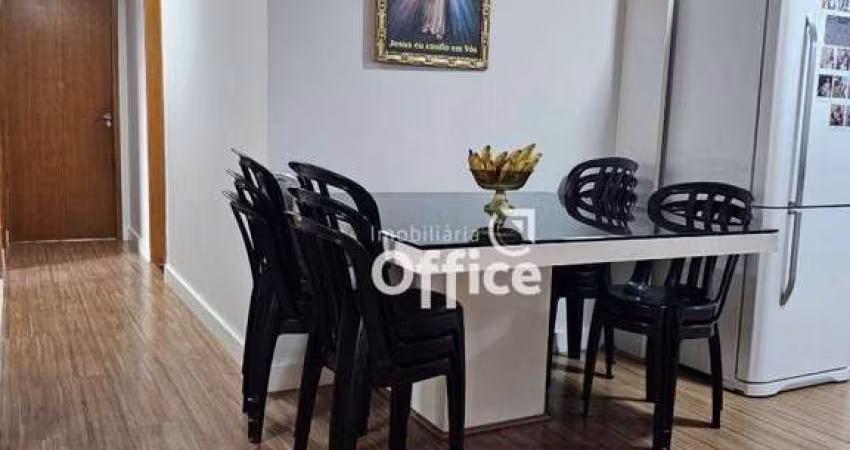 Apartamento com 3 quartos à venda, 79 m² por R$ 280.000 - Chácaras Colorado - Anápolis/GO