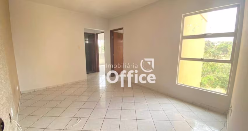 Apartamento com 2 quartos à venda, 40 m² por R$ 170.000 - Maracanã - Anápolis/GO