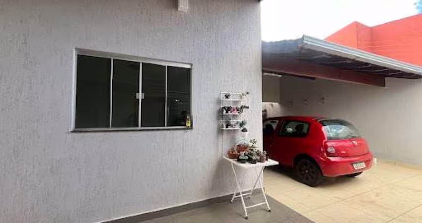 Casa com 3 quartos à venda, 150 m² por R$ 580.000 - Residencial Vale Do Sol - Anápolis/GO