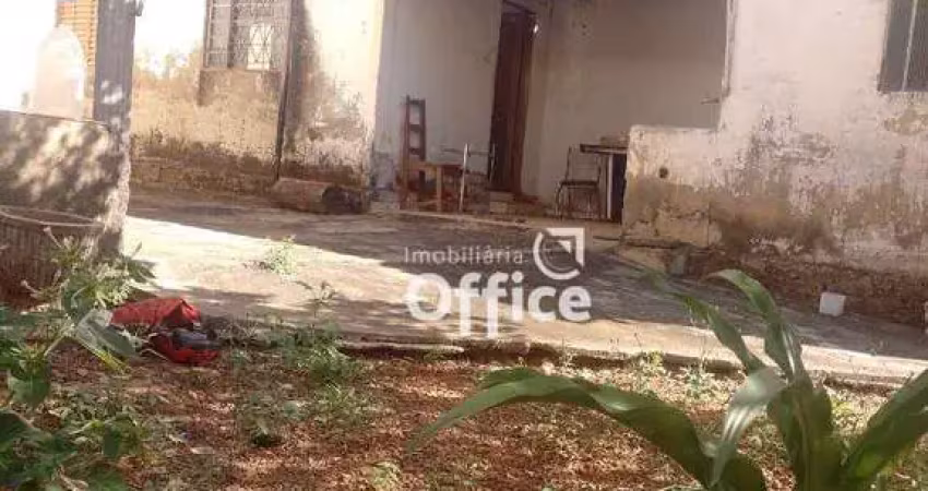 Casa com 3 quartos à venda, localização privilegiada R$ 850.000 - Jundiaí - Anápolis/GO