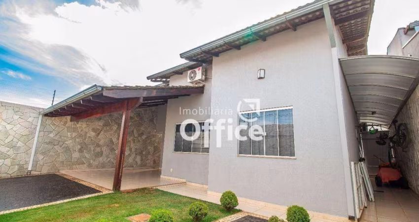 Casa com 3 dormitórios à venda, 150 m² por R$ 650.000,00 - Residencial Vale Do Sol - Anápolis/GO