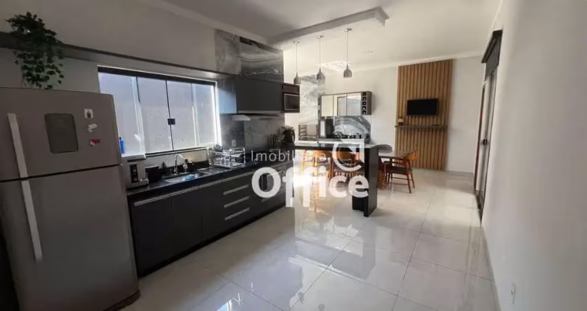Casa com 3 dormitórios à venda, 120 m² por R$ 535.000,00 - Jardim Itália - Anápolis/GO