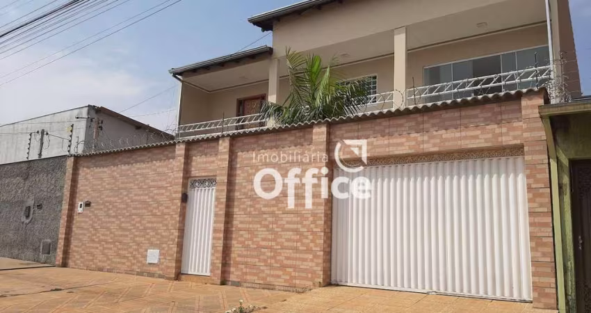 Sobrado com 4 dormitórios para alugar, 280 m² por R$ 3.300,00/mês - Parque dos Pirineus - Anápolis/GO
