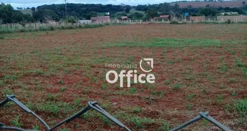 Chácara com 3 quartos à venda, 363 m² por R$ 390.000 - Zona Rural - Anápolis/GO
