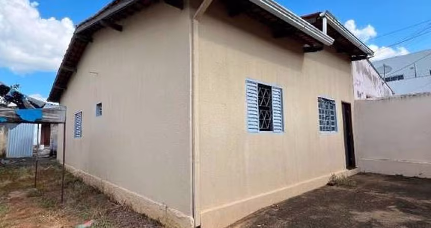 Casa com 3 Quartos à venda, 220 m² por R$ 450.000 - Vila Santa Maria de Nazareth - Anápolis/GO