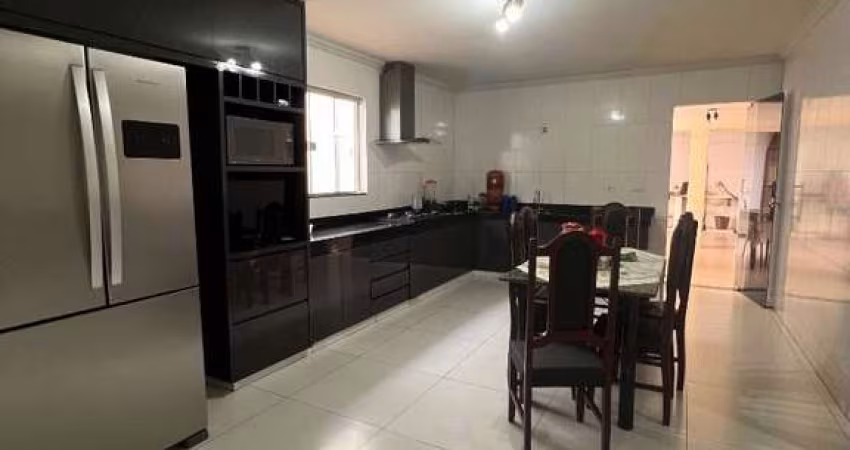 Casa com 3 quartos à venda, 330 m² por R$ 750.000 - Frei Eustáquio - Anápolis/GO