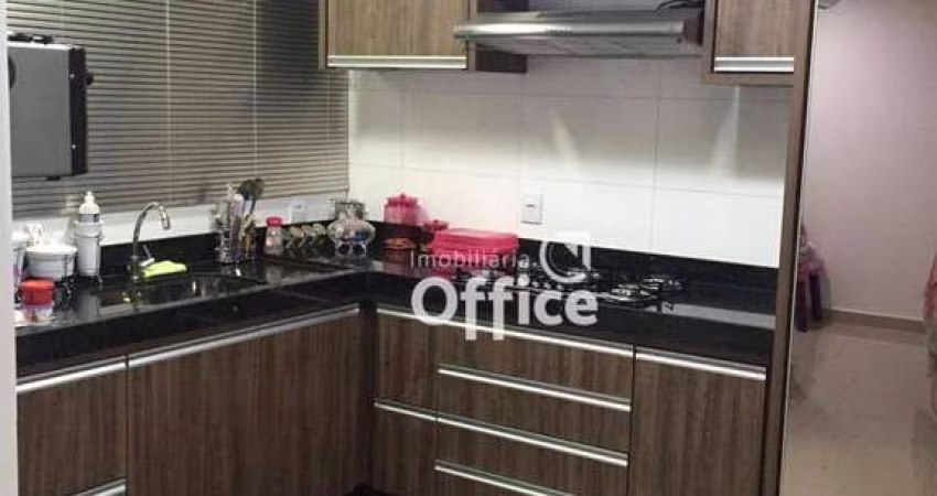 Casa com 3 quartos à venda, 118 m² por R$ 430.000 - Residencial Flor do Cerrado - Anápolis/GO
