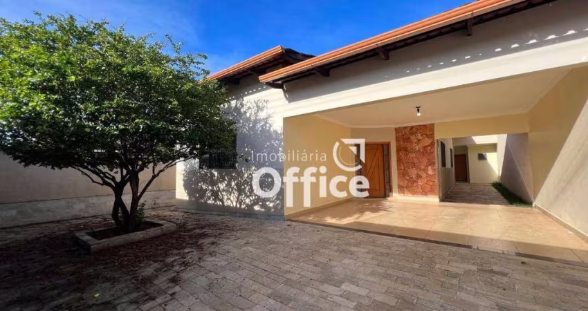 Casa com 3 dormitórios para alugar, 150 m² por R$ 3.500,00/mês - Anápolis City - Anápolis/GO