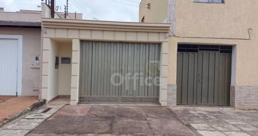 Casa com 4 dormitórios para alugar, 195 m² por R$ 2.100,00/mês - Jundiaí - Anápolis/GO