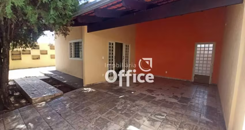 Casa com 3 quartos à venda, situado a menos de 100 metros do Parque Ipiranga 167 m² por R$ 750.000
