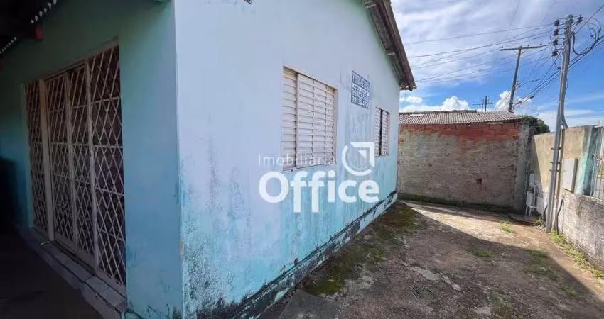 Casa com 3 dormitórios à venda, 280 m² por R$ 420.000,00 - Vila Jaiara - Anápolis/GO
