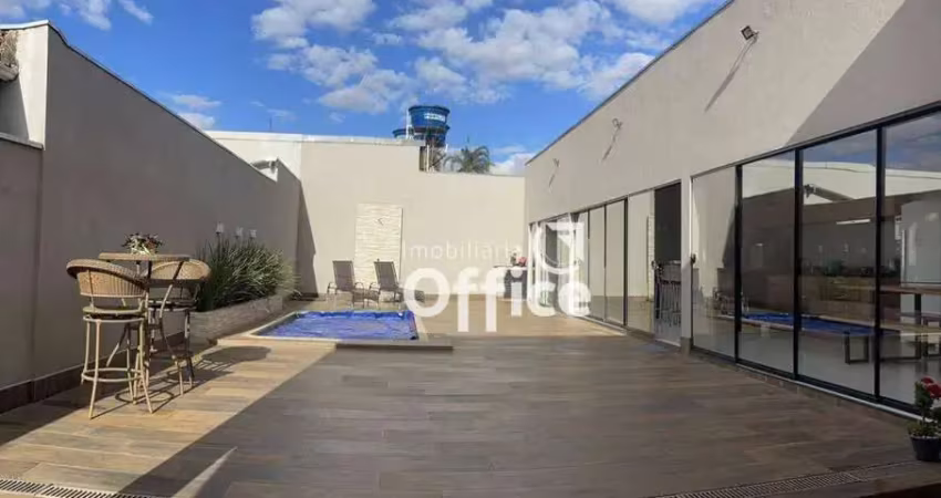 Casa com 3 quartos, piscina aquecida e área gourmet à venda, 195 m² por R$ 580.000 - Jardim Progresso - Anápolis/GO