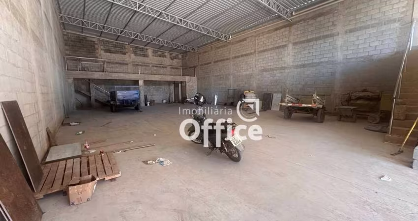 Galpão à venda, 300 m² por R$ 1.500.000,00 - Residencial Flor do Cerrado - Anápolis/GO