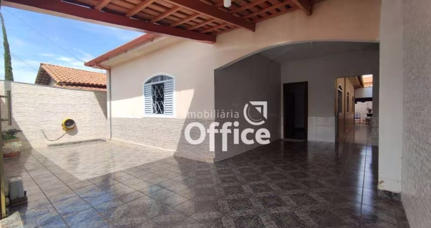 Casa com 4 quartos à venda, 230 m² por R$ 520.000 - Vila Jaiara - Anápolis/GO