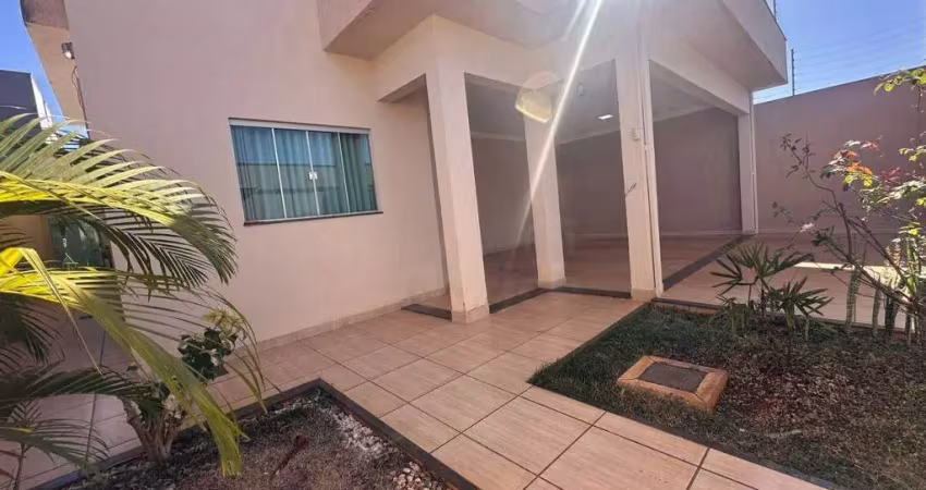 Casa com 3 dormitórios à venda, 240 m² por r$ 990.000,00 - parque brasília - anápolis/go