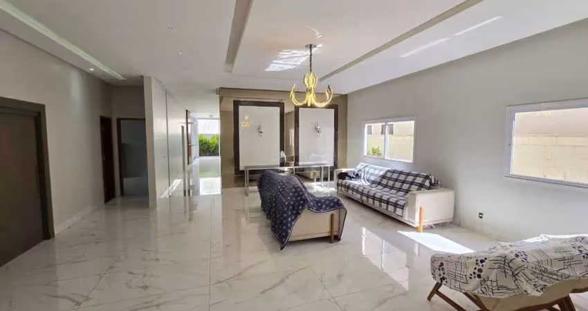 Casa com 3 quartos sendo um suíte master com closet , nas primeiras quadras do condomínio  à venda, 1.350.000,00