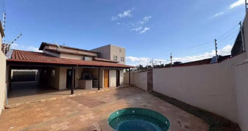 Casa com 3 dormitórios à venda, 199 m² por r$ 600.000,00 - boa vista - anápolis/go