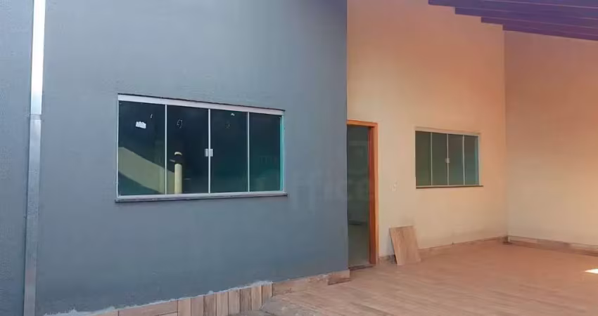 Casa com 3 quartos à venda na Rua Campania, 1, Jardim Itália, Anápolis