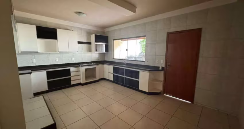 Casa com 4 dormitórios à venda, 234 m² por r$ 850.000,00 - anápolis city - anápolis/go