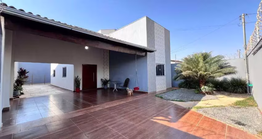 Oportunidade - casa com 3 quartos, lote inteiro, r$ 380.000,00