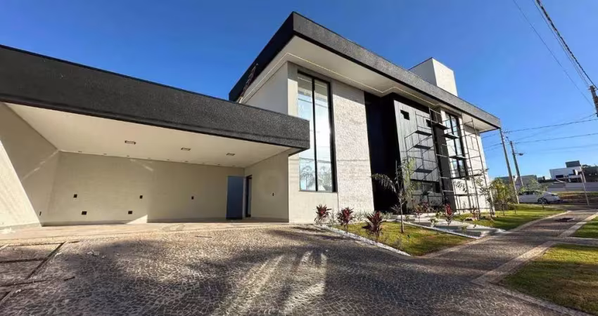 Casa com 4 quartos à venda na Rua GT 24, Condomínio Residencial Grand Trianon, Anápolis