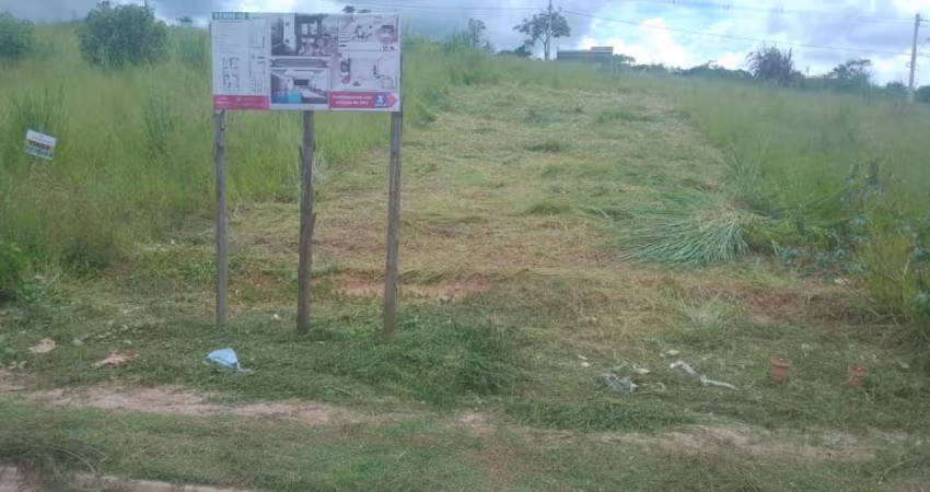 Terreno com otima topografia no Bella Atibaia