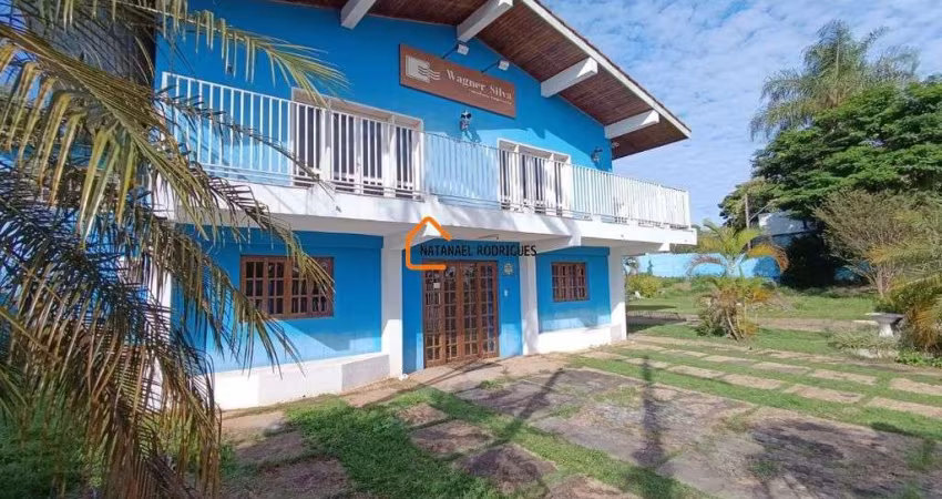 Casa Comercial de esquina em frente o AME de Atibaia