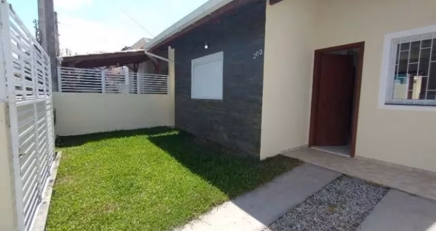CASA TÉRREA SEMI NOVA EM INGLESES FLORIANÓPOLIS A3,5 KM DA PRAIA, NÃO FINANCIA